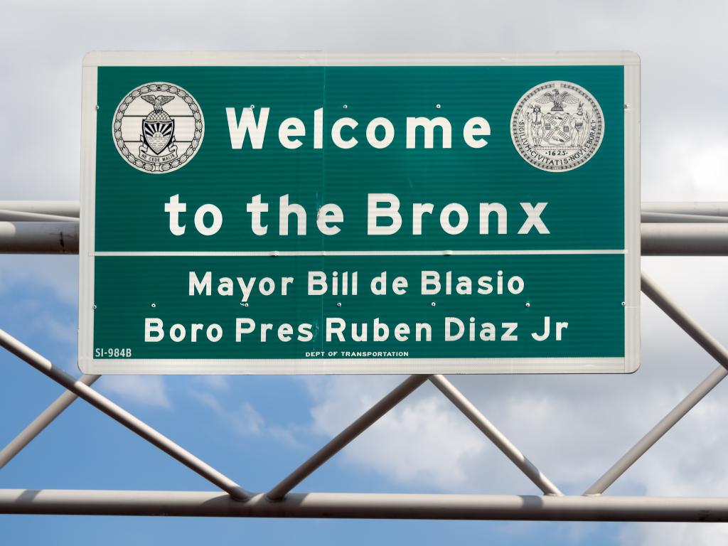 bronx new york sign